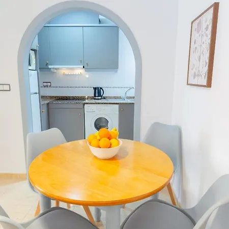 Petite Charming By Fidalsa Apartamento